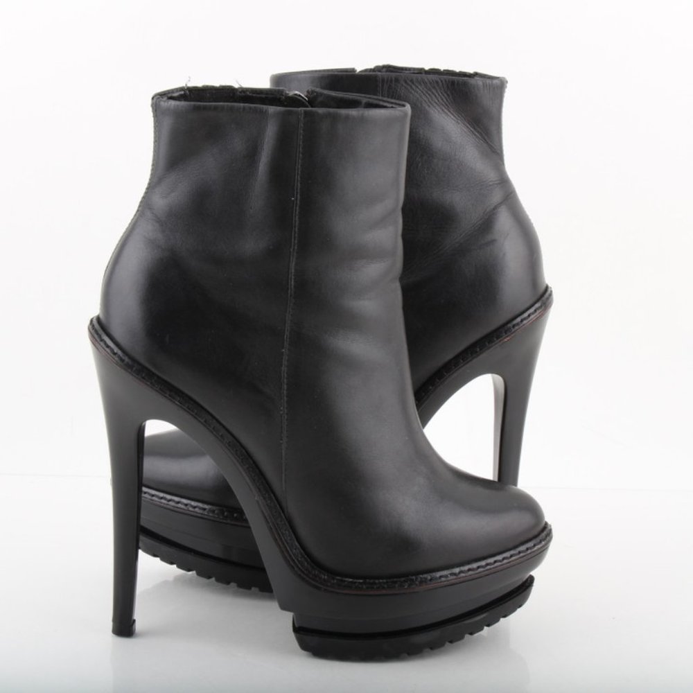 OLGA Herve Leger Stiletto Booties